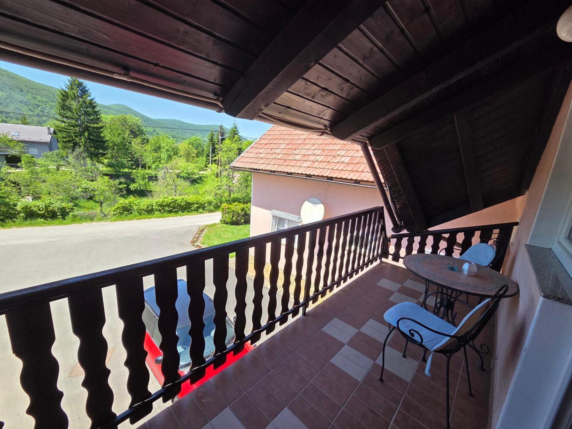 Apartman & Sobe Orhideja Smoljanac Exterior photo