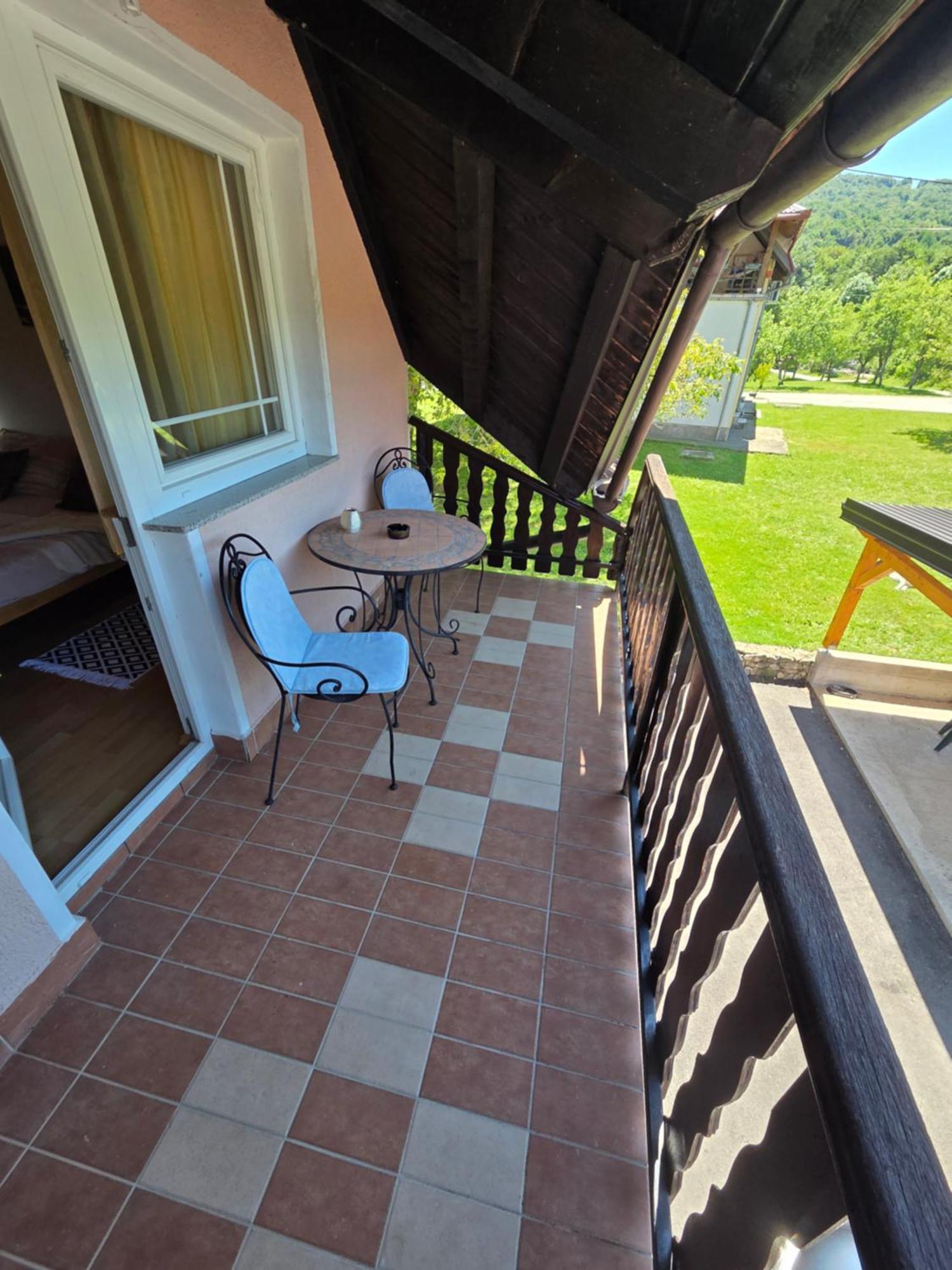 Apartman & Sobe Orhideja Smoljanac Exterior photo