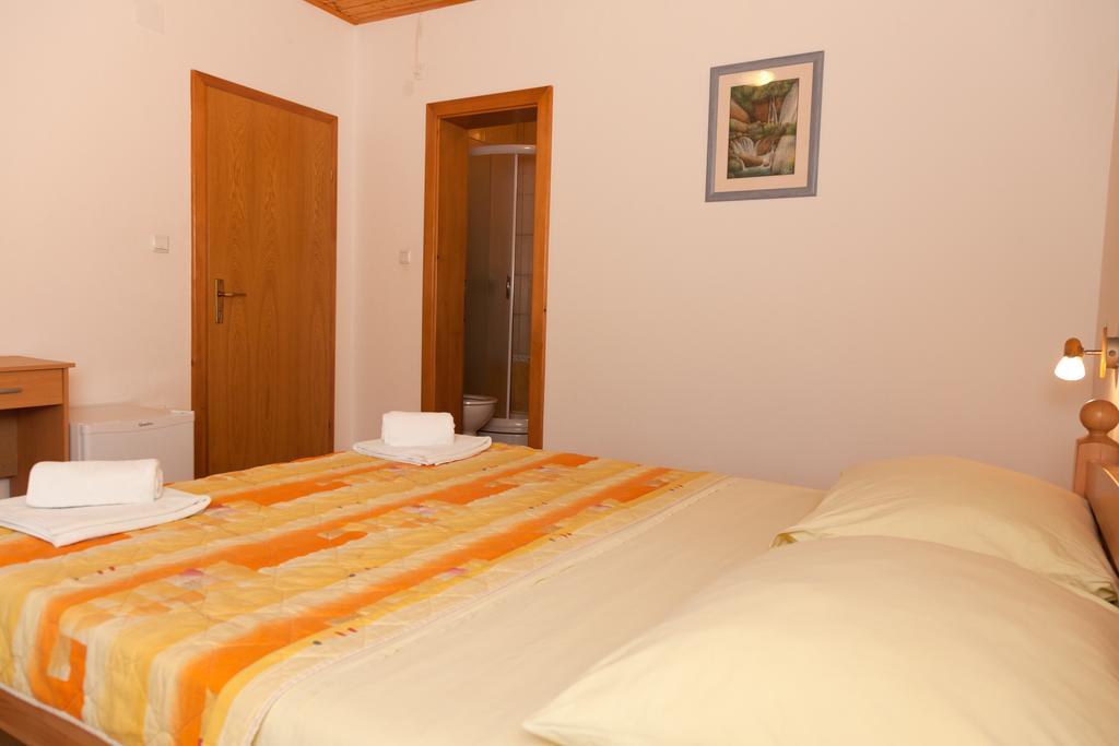 Apartman & Sobe Orhideja Smoljanac Exterior photo