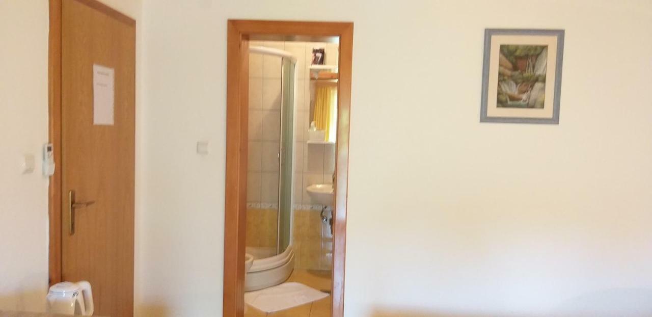 Apartman & Sobe Orhideja Smoljanac Exterior photo
